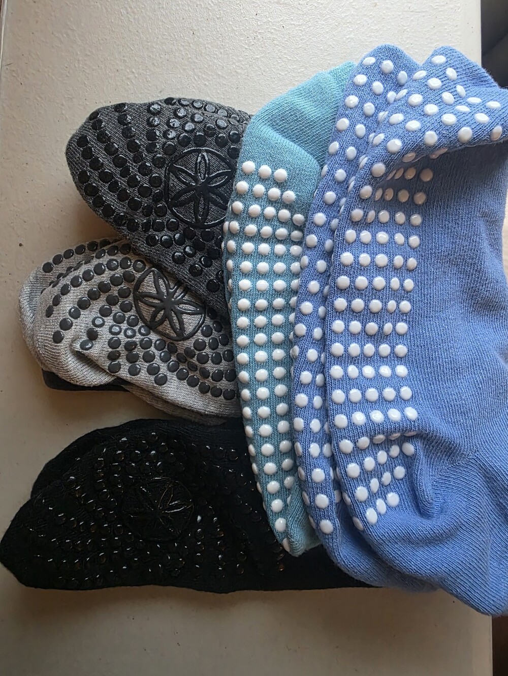 Gaiam grippy Socks (3) +2 NWOT